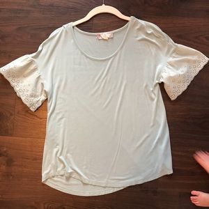 Ruffle sleeve tee shirt